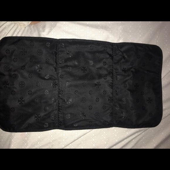 Backpack - Picture 4 of 5